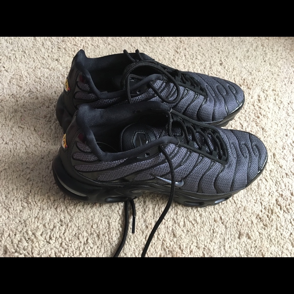 Nike air max plus black size 7.5